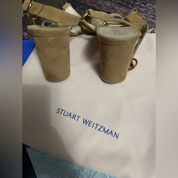 Gorgeous Stuart Weitzman Lalita Suede Heeled Slingback Sandals w/Gold Hardware🩷 - Picture 7 of 14